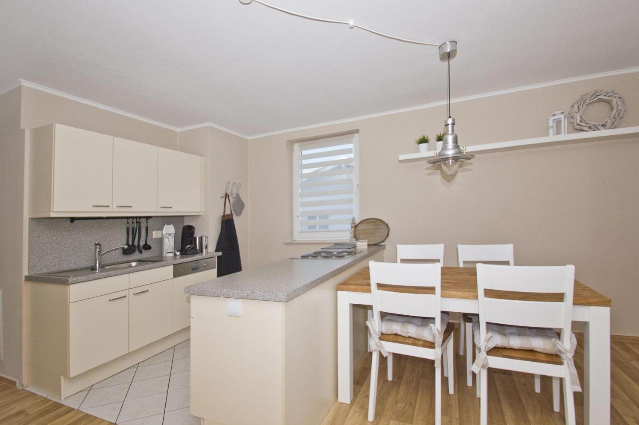Ferienwohnung Mit Balkon, Gratis Nutzung Vom Ahoi Erlebnisbad Und Sauna In Sellin - Haus Strandeck Fewo 20 Goehren  Luaran gambar
